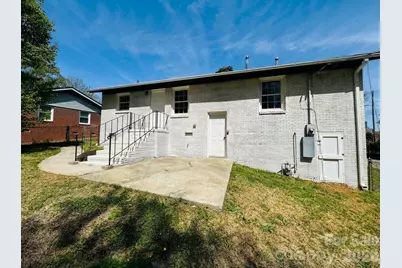 1423 Chelveston Drive, Charlotte, NC 28208 - Photo 18