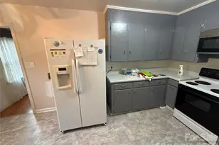 2912 Coronet Way, Charlotte, NC 28208 - Photo 12