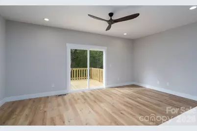 912 B Rhode Island Avenue NW, Kannapolis, NC 28083 - Photo 18