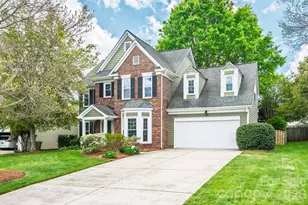 8501 Tonawanda Dr, Charlotte, NC 28277 - Photo 2