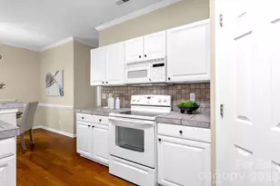 8501 Tonawanda Dr, Charlotte, NC 28277 - Photo 14