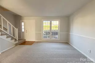 1022 Surry Ln, Gastonia, NC 28054 - Photo 2