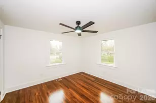 1522 7th Ave Dr SW, Hickory, NC 28602 - Photo 14