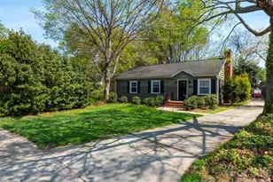 2009 Hassell Pl, Charlotte, NC 28209 - Photo 12