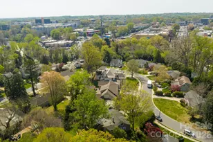 2009 Hassell Pl, Charlotte, NC 28209 - Photo 4