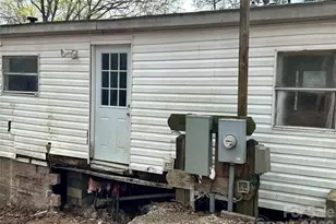 2137 Plumcrest Ln, Clover, SC 29710 - Photo 4