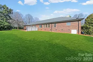 6604 Lowesville Ln, Stanley, NC 28164 - Photo 40