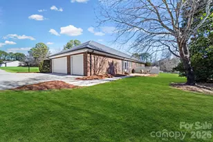 6604 Lowesville Ln, Stanley, NC 28164 - Photo 38