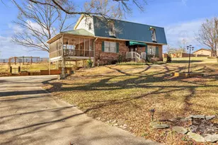 280 Forest Acres Ln, Taylorsville, NC 28681 - Photo 2