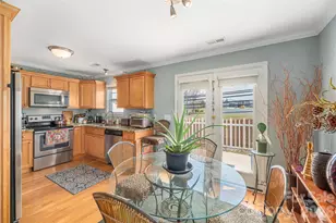 22 Barnett Shoals Dr, Weaverville, NC 28787 - Photo 6