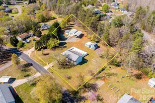 2681 Tumbleweed Dr, Lenoir, NC 28645 - Photo 1