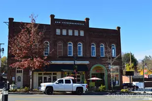 121 N Center St, Statesville, NC 28677 - Photo 1