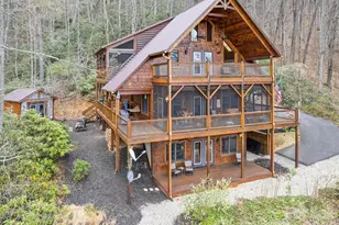 693 High Splendor Rd, Robbinsville, NC 28771 - Photo 2