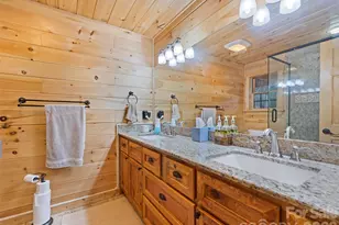 693 High Splendor Rd, Robbinsville, NC 28771 - Photo 28