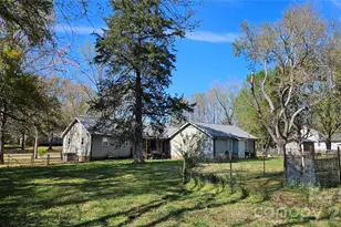 1011 Robin Ln, Rock Hill, SC 29730 - Photo 6