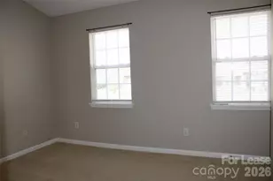 10118 Frosty Ln, Charlotte, NC 28216 - Photo 16