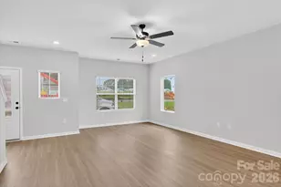 1972 W Davidson Ave, Gastonia, NC 28052 - Photo 6