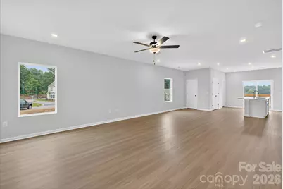 1972 W Davidson Avenue, Gastonia, NC 28052 - Photo 4