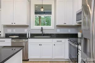112 Shady Oak Dr, Asheville, NC 28803 - Photo 24