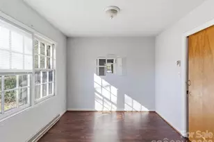 2523 Briargrove Dr, Charlotte, NC 28215 - Photo 6