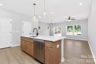 341 N Hoskins Road, Charlotte, NC 28216 - Photo 6
