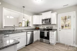 420 Charlotte St, York, SC 29745 - Photo 12