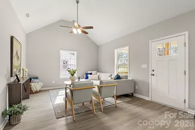 420 Charlotte Street, York, SC 29745 - Photo 2