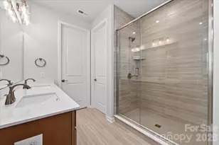 8426 Discovery Ln, Charlotte, NC 28216 - Photo 24