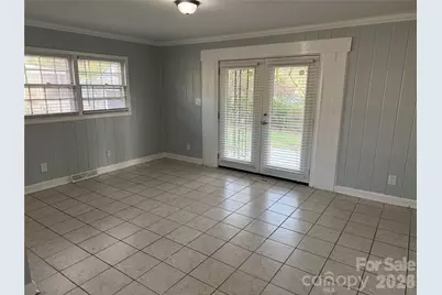 4723 Westcrest Drive, Charlotte, NC 28208 - Photo 4