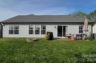 163 Pleasant Grove Ln, Mooresville, NC 28115 - Photo 4