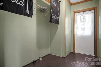 308 E Cleveland Avenue, Bessemer City, NC 28016 - Photo 16