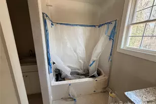 1298 18th St NE, Hickory, NC 28601 - Photo 6