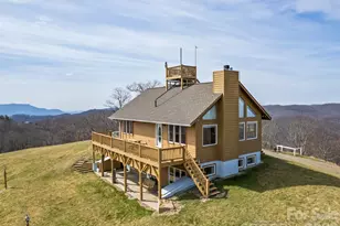 1007 Turkey Trot Rd, Clyde, NC 28721 - Photo 2