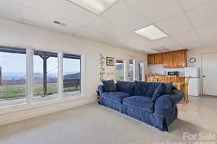 1007 Turkey Trot Rd, Clyde, NC 28721 - Photo 28