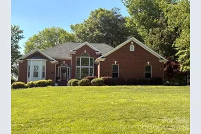 136 Windemere Isle Road, Statesville, NC 28677 - Photo 2