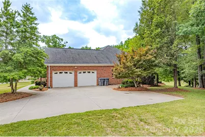 136 Windemere Isle Road, Statesville, NC 28677 - Photo 38