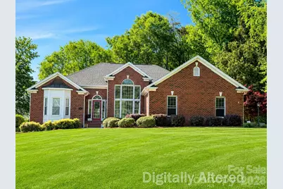136 Windemere Isle Road, Statesville, NC 28677 - Photo 2