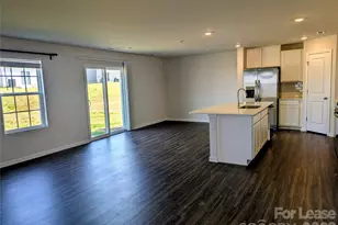 107 Tallulah Ct, Statesville, NC 28625 - Photo 4