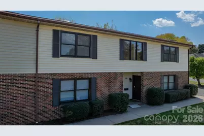 525 12th Street SW #30, Hickory, NC 28602 - Photo 1