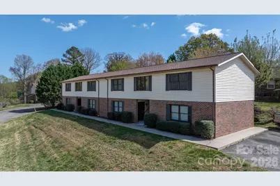 525 12th Street SW #30, Hickory, NC 28602 - Photo 16