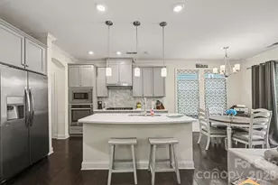 11707 Clems Branch Dr, Charlotte, NC 28277 - Photo 16