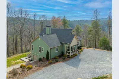 666 Never Blue Road, Flat Rock, NC 28731 - Photo 2
