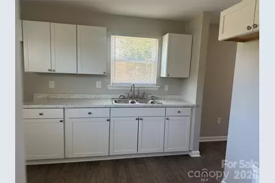 509 Skipwith Place, Charlotte, NC 28217 - Photo 8