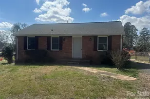 509 Skipwith Pl, Charlotte, NC 28217 - Photo 1