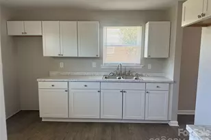 509 Skipwith Pl, Charlotte, NC 28217 - Photo 10