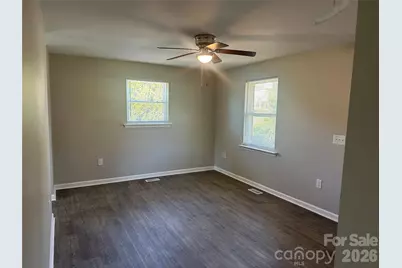 509 Skipwith Place, Charlotte, NC 28217 - Photo 6