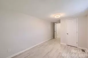 106 S Dalton St, Gastonia, NC 28052 - Photo 12