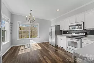 138 Elm St, Sylva, NC 28779 - Photo 12