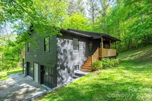 4 Smokey Mountain Dr, Swannanoa, NC 28778 - Photo 1