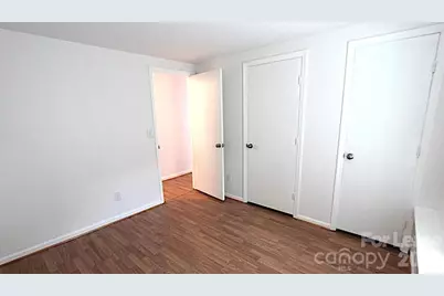 1645 Arlyn Circle, Charlotte, NC 28213 - Photo 8